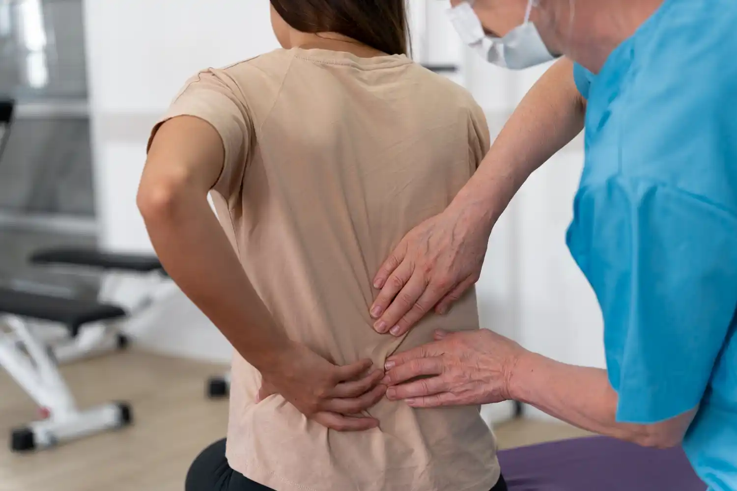 Back pain physiotherapy treatment in Leeds